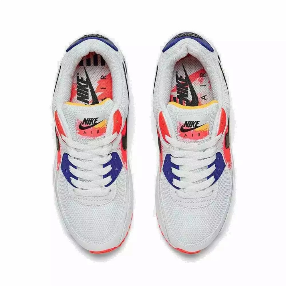 NIKE AIR MAX 90 $120 Women's Running shoes - Picture 3 of 6